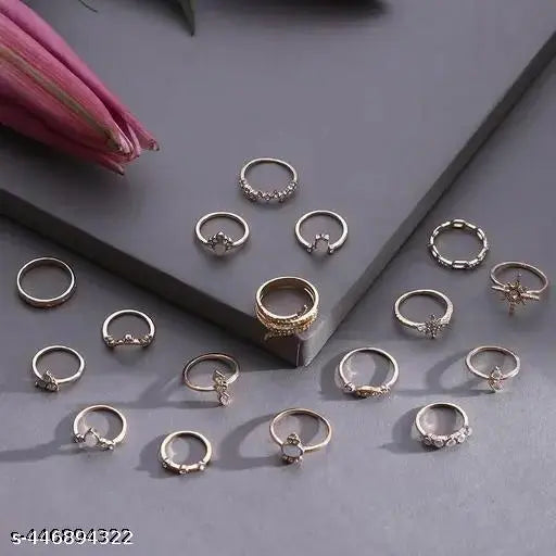 Floral AD Studded Gold Ring