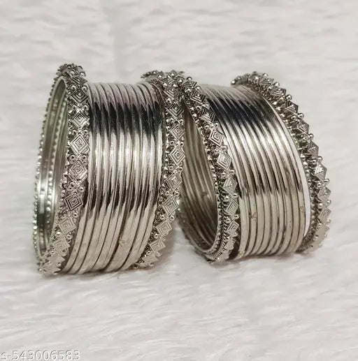 Star silver bangles set